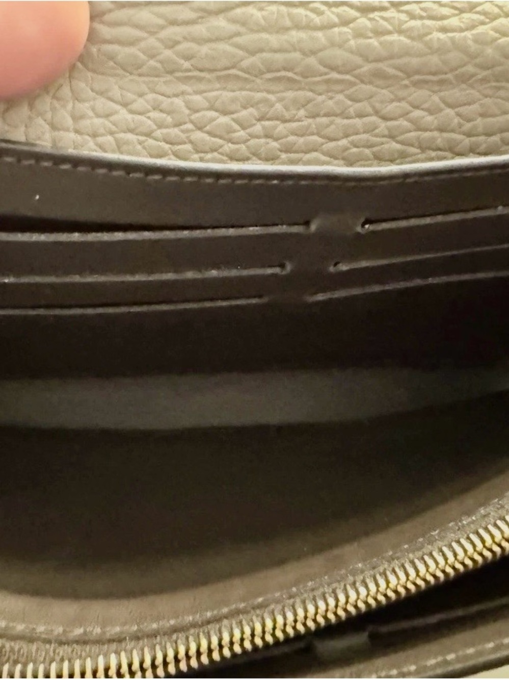 Louis Vuitton Taupe Gray Pebbled Leather Wallet with Gold LV Emblem - Picture 2 of 3